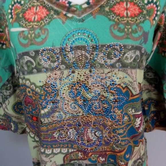 Live and Let Live - Tunic/Top - Large - Picture 2 of 5